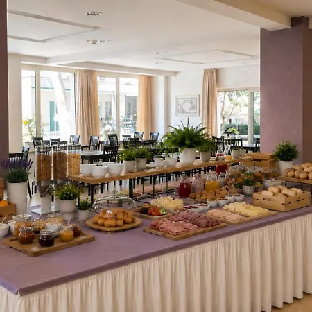 Hotel Villa Tina Easy Stay Room Only-2