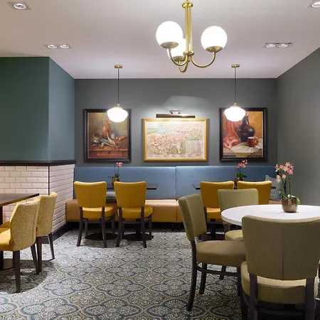 Hilton Edinburgh Carlton-2