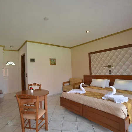 Angelina Hotel & Apartments-3