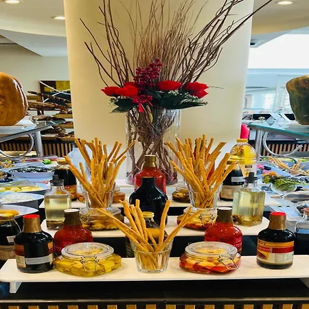 Palm Beach Resort Families And Couples Only-2
