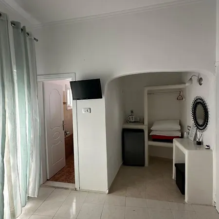 Hotel Thirasia-2