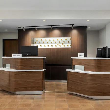 Courtyard By Marriott Dallas-Fort Worth/Bedford-2