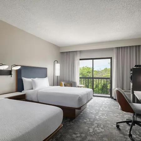 Courtyard By Marriott Dallas-Fort Worth/Bedford-3