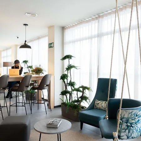 Ibis Styles Santander-3