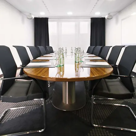 Moevenpick Hotel Stuttgart Airport-2