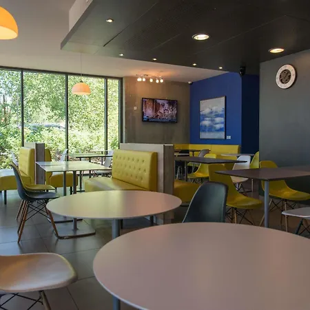 Ibis Budget Archamps Porte de Genève-2
