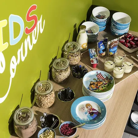 Ibis Styles Stuttgart Vaihingen-3