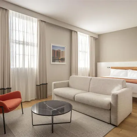 The Morrison Dublin, Curio Collection By Hilton-3
