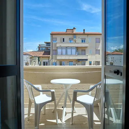 Hotel La Vela-3