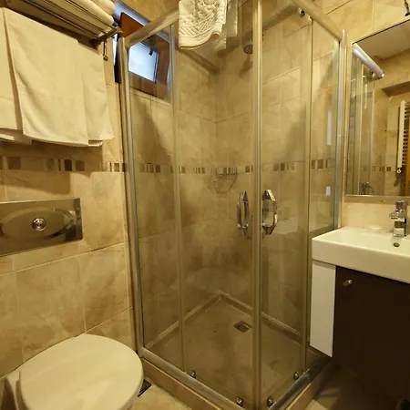 Grand Peninsula Hotel-2