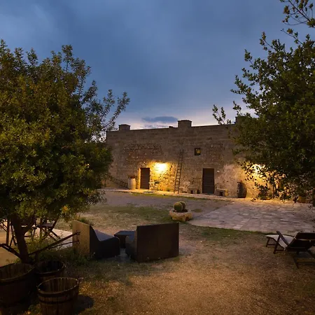 Antica Masseria Ficazzana - Tenuta-2