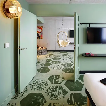 ibis Styles Amiens Centre-2