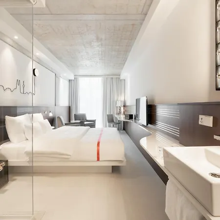 Ruby Ella Hotel Cologne By Ihg-3