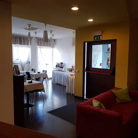 Hotel Milano-2