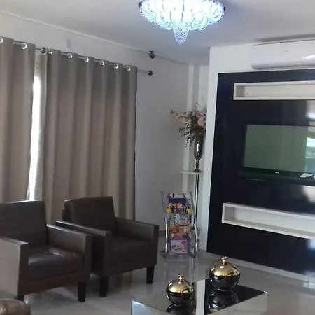 Urbano's Hotel-3