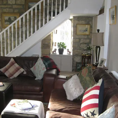 Teardrop Cottage-3