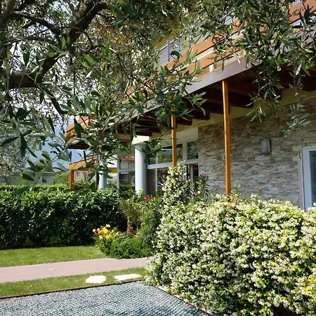 Residence Rivachiara (check-in at Hotel Riviera in Viale Rovereto, 95)-2