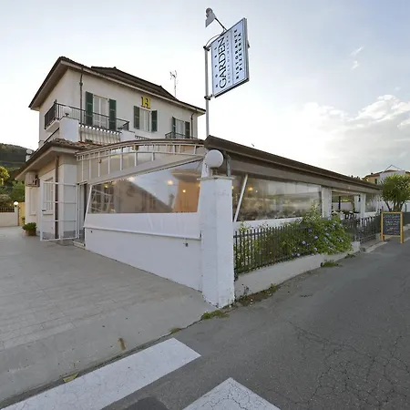 Hotel Garden Bocca di Magra-3