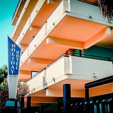 Hotel Holiday-3