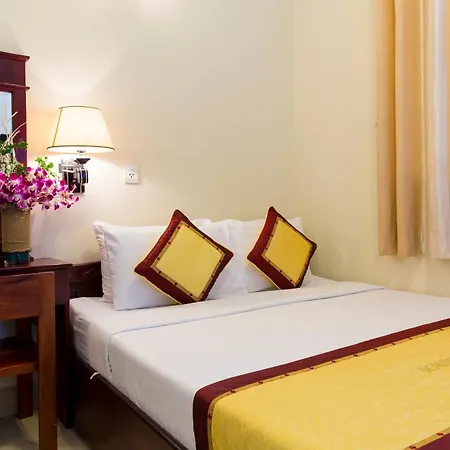 Valentine Luxury Hotel - 31 Bui Vien Street-2