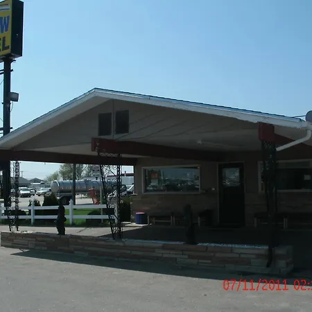 Rainbow Motel-2