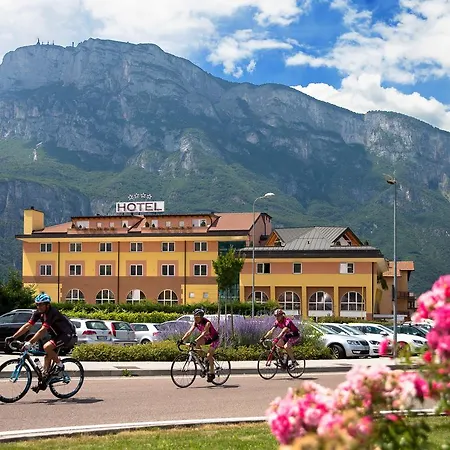 Sartori's Hotel-2