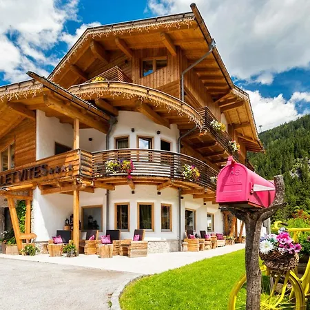 Chalet Vites Mountain Hotel-3