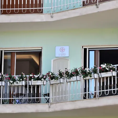 A Suites-2