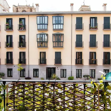 Apartamentos Palacio de los Jerónimos-3