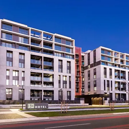 Deco Hotel Canberra-3