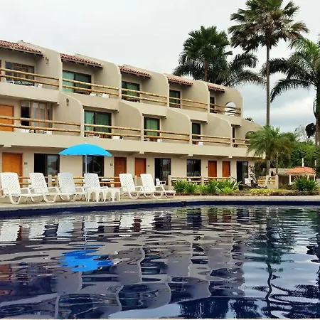 Howard Johnson By Wyndham Montanita-3