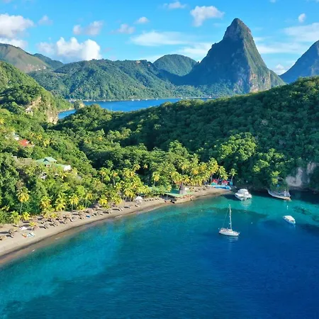 Jade Mountain-2