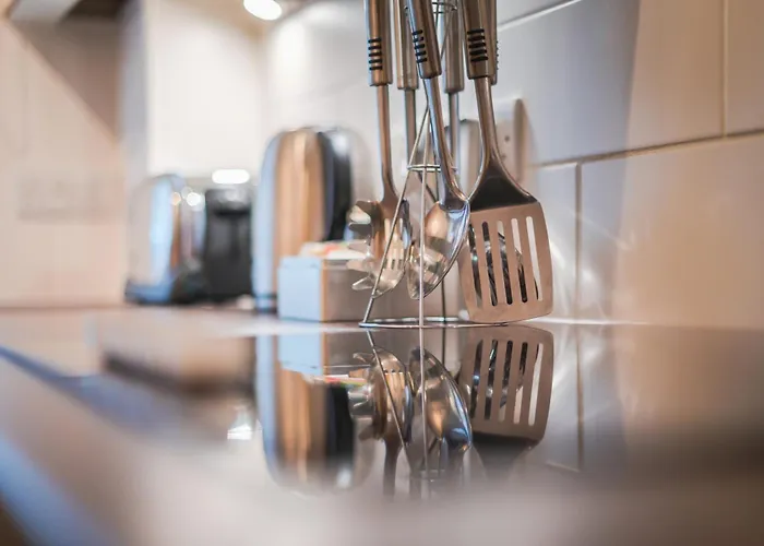 Hotel: The Knight Residence By Mansley