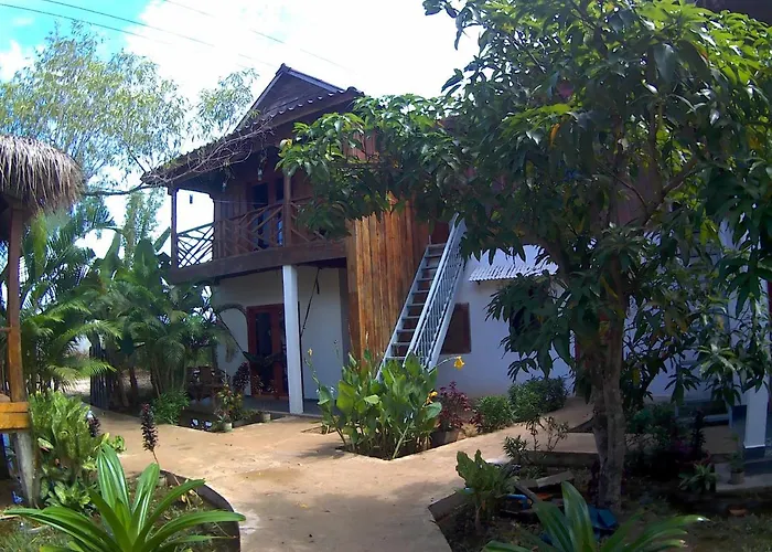 Cheap hotel: Om Home