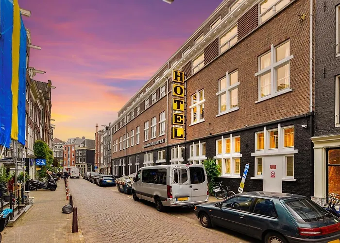 Pets Allowed Hotel Hans Brinker Amsterdam