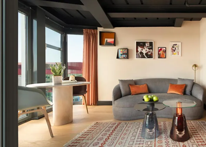 Hotel de 5 estrellas: Stay Lab Residence