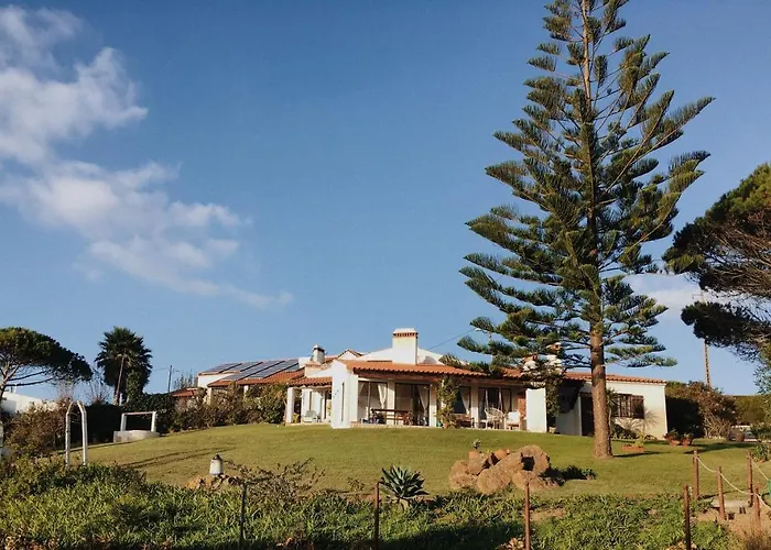 Herberg: Surf Vilas By Laneez Ericeira