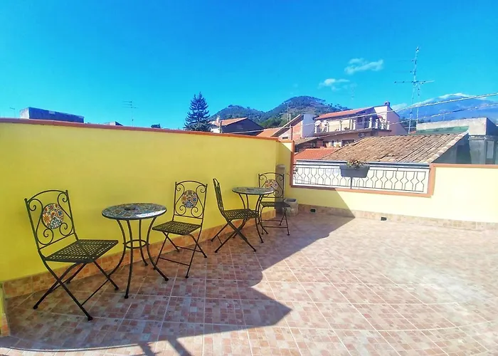 Albergo centrale: Dove nasce il Sole B&B