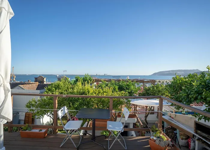 Hotel: Marina Blue - Apartments & Suites