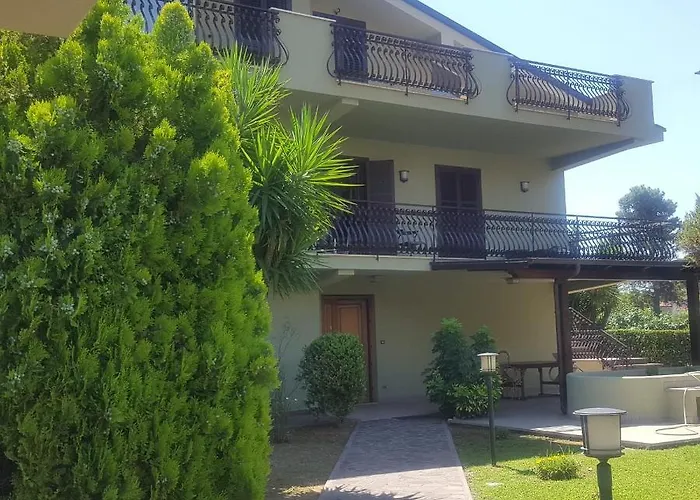 Hotel Jacuzzi: Green House