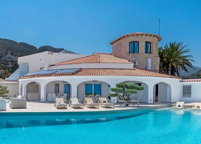 Hotel con piscina: Maryvilla Inspiracion y Vacaciones - Grand Villa Penon