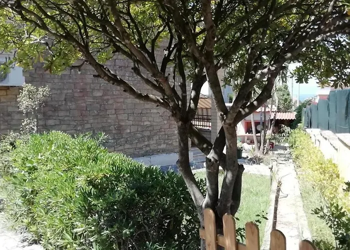 Monolocali e stanze in Villa a 350 mt spiaggia libera Lido delle Sirene Anzio