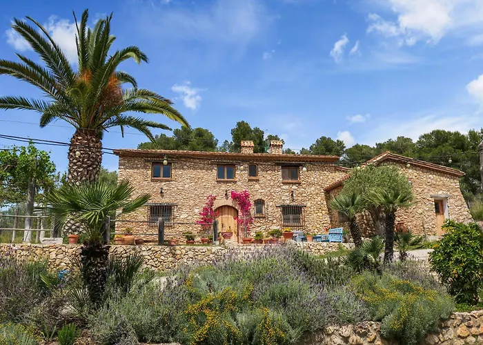 Masia Pou De La Vinya