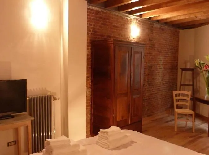  L'Auberge De L'éclipse