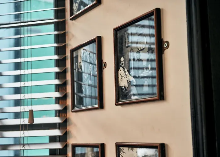 The Brown'S Hotel