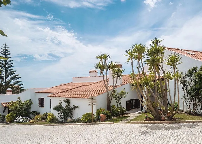 Herberg: Surf Vilas By Laneez Ericeira