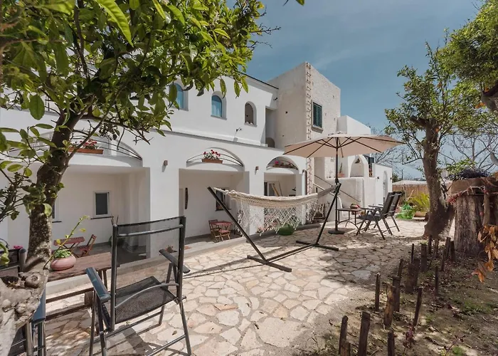 Cala Cala Rooms,Restaurant & Farm Experience