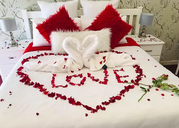 Cheap hotel: Dwengu Guest House