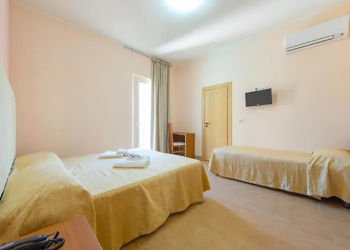 Albergo centrale: Hotel Adria Nuova