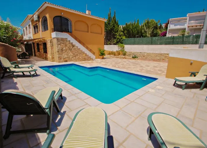 Basetes - Holiday Home With Private Swimming Pool In